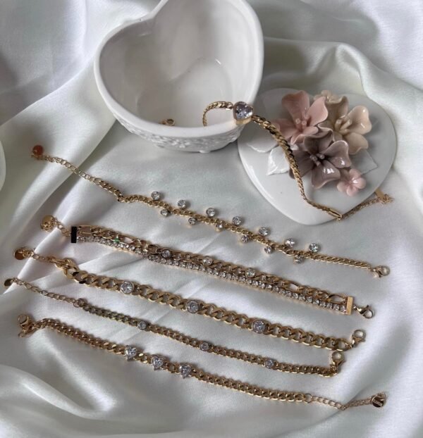 Korean chain bracelet